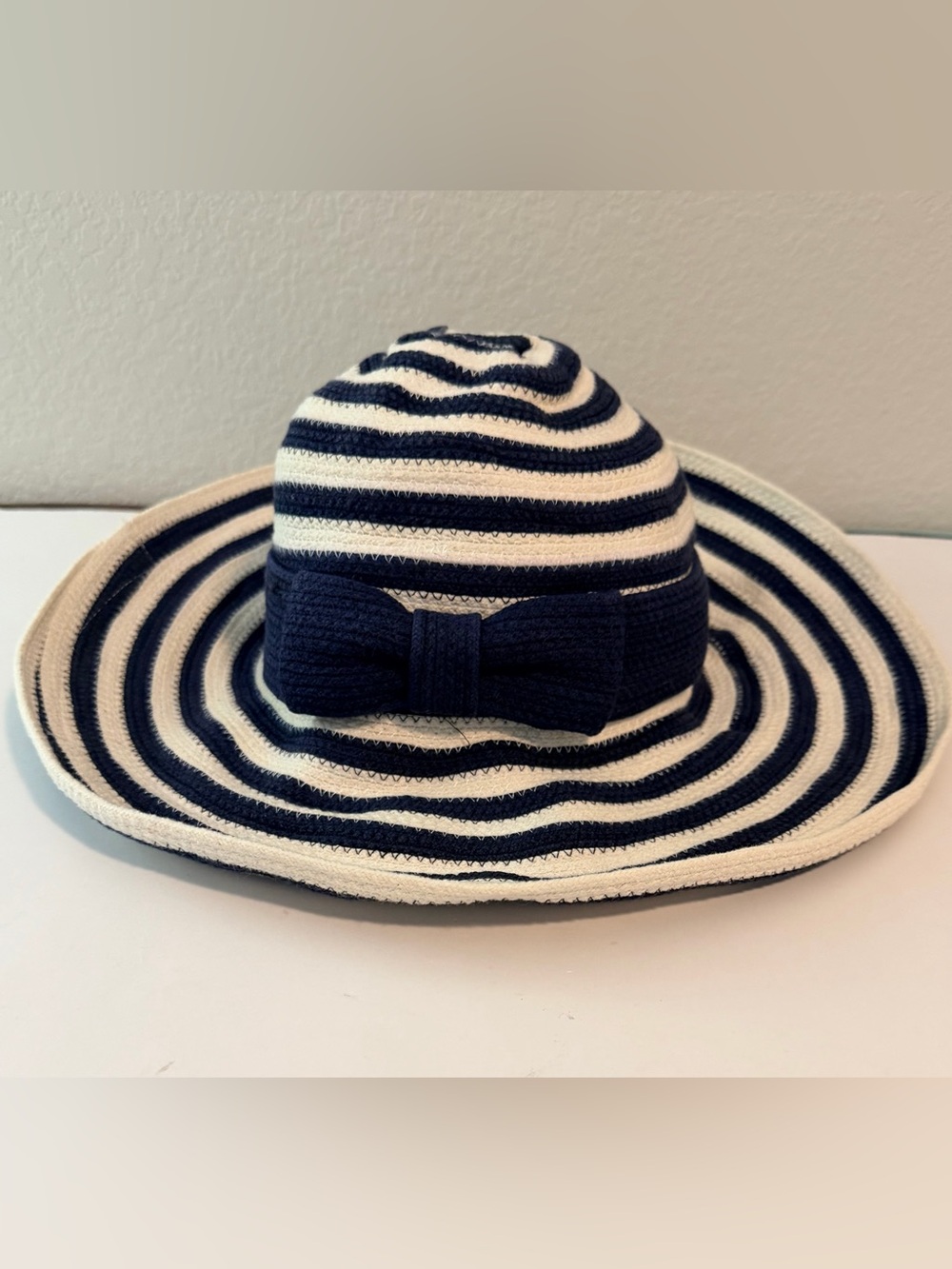 Kate Spade NY "Hats Off" Striped Floppy Sun Hat – Navy & White
